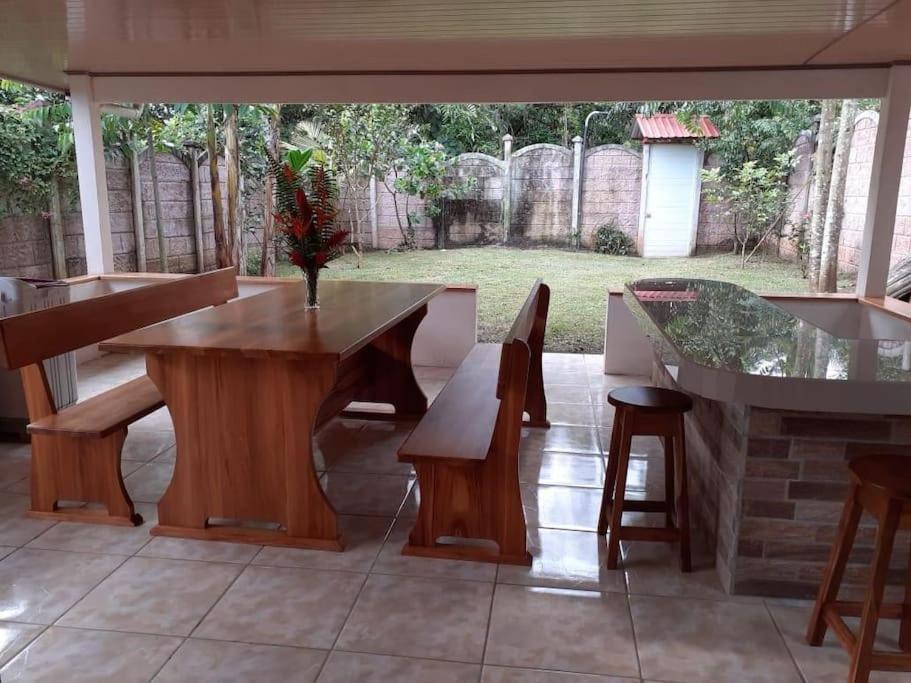 Tropical Bee Garden Holiday Houses Savegre Εξωτερικό φωτογραφία